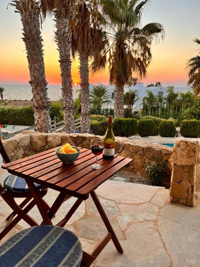 Sky Villa Paphos Exteriör bild