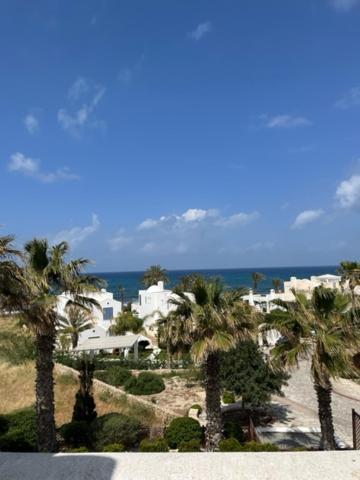 Sky Villa Paphos Exteriör bild