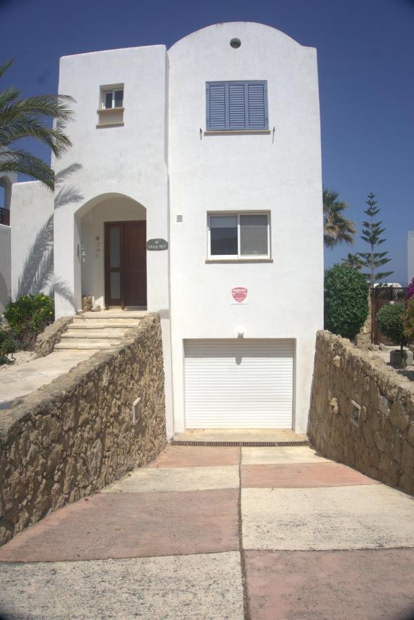 Sky Villa Paphos Exteriör bild
