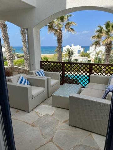 Sky Villa Paphos Exteriör bild
